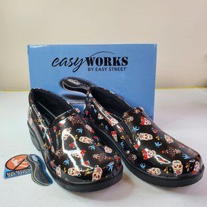 Easy Street Womens Black Festive Skulls Leeza Slip Resistant Soft Toe Work Shoes